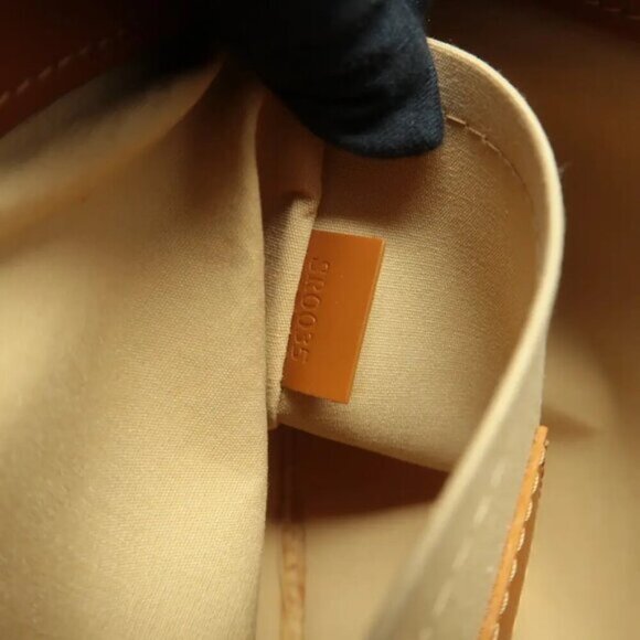 100% Authentic Louis Vuitton  Brown Monogram Cloth Shoulder Bag 778-111024 - Picture 11 of 12